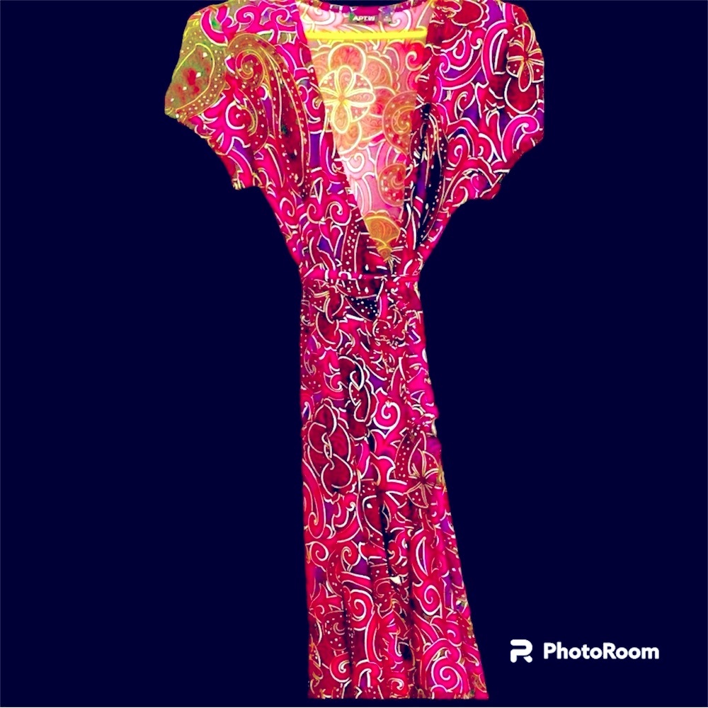 APT 9 Wrap Dress Size Medium purple Black Great Condition